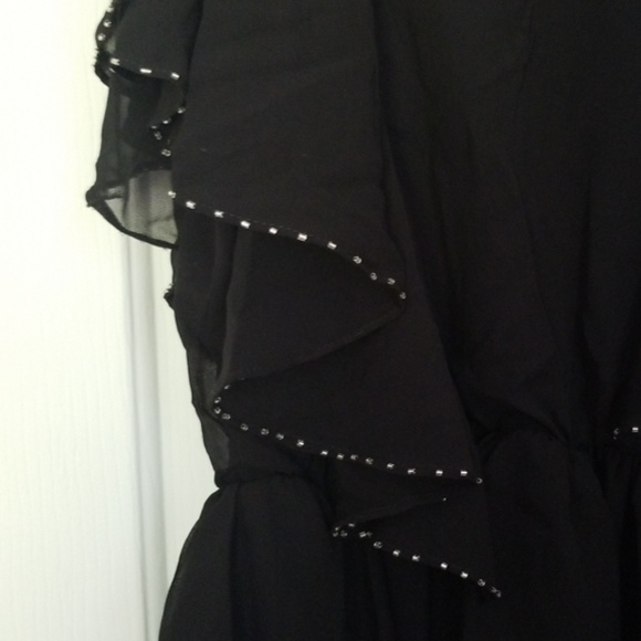 ❤Gorgeous Black with Flower Embroidery Dress ❤ - Picture 5 of 8